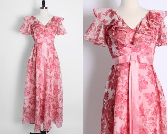 pink flowy robe