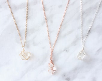 sea glass necklace,rose gold sea glass necklace,gemstone necklace,beach jewelry,crystal necklace,stone jewelry,sea glass pendant,handmade
