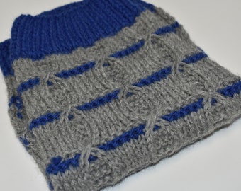 SHIPS TOMORROW - SALE - 100% Wool - grey Sweater- Hand Knit Dog Sweater