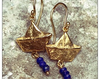 Paper boats earrings. Silver gold plated paper boats earrings.