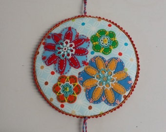 Four Felt Flowers with Tatted Embellishments Pin keep Sewing Accessory