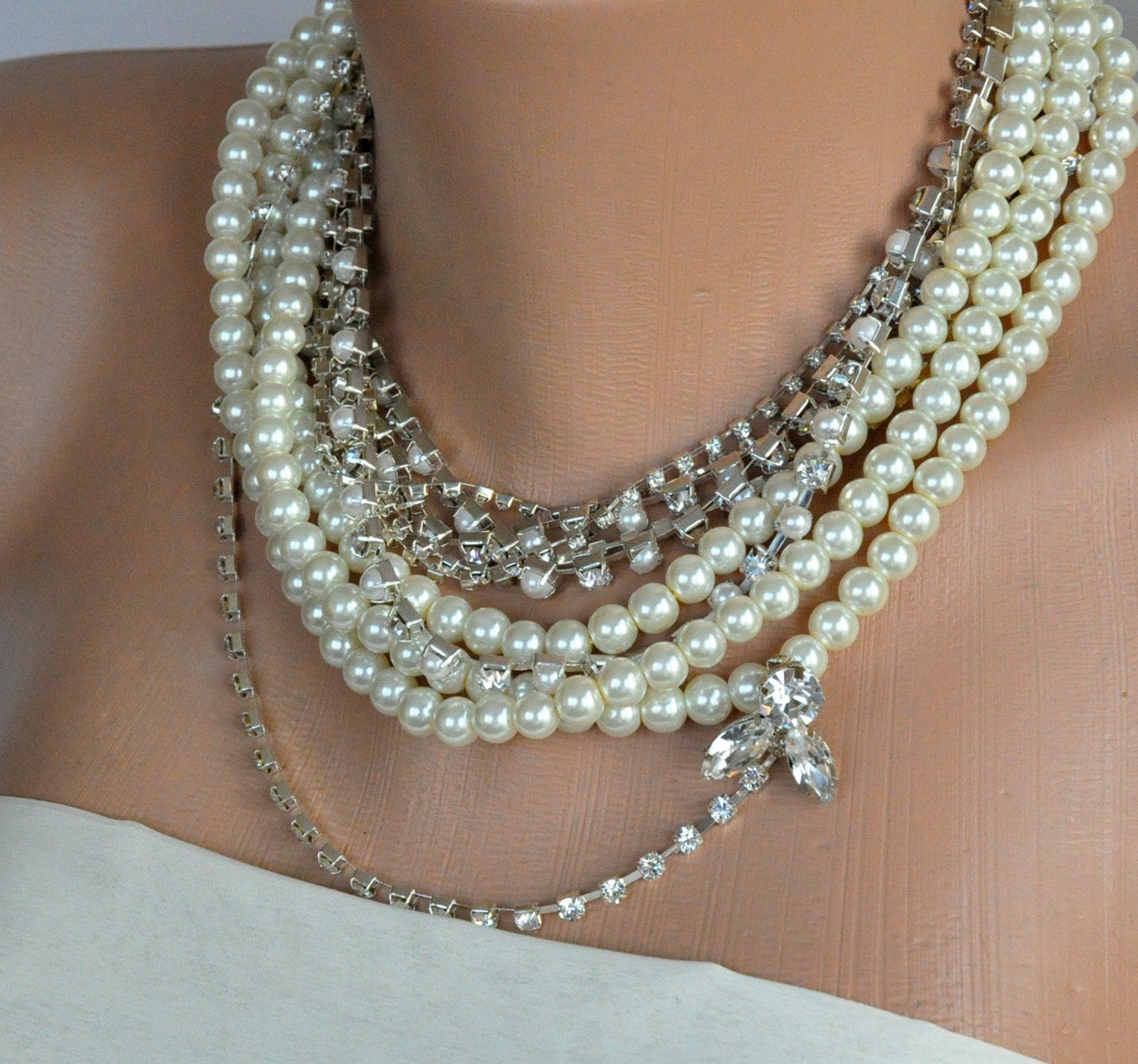 NEW Collection Chunky Bridal Rhinestone Necklace