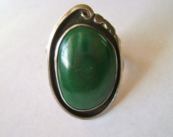 vintage southwestern malachite ring, size 8.75