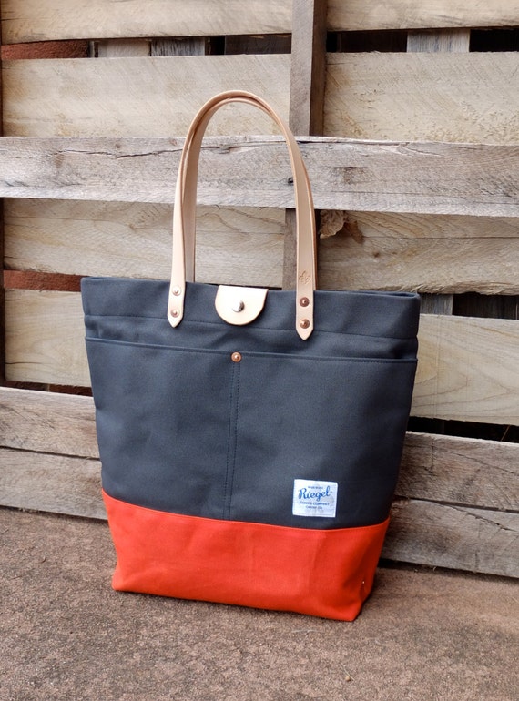 Cloth Bag With Leather Handles IUCN Water