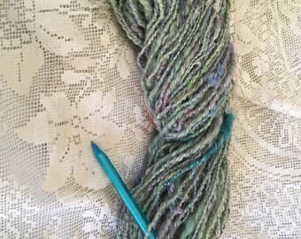 handspun art yarn merino dusty green