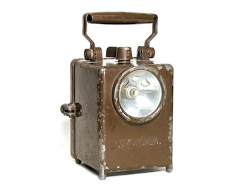 Wonder French SNCF Light - French Railway Light - Railway Lantern - Made in France - 1960 Loft Vintage - Industrial Decor - Interior Design