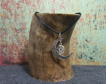Crescent Moon and Pentagram Necklace, Moon Necklace, Wiccan Pendant, Pagan Amulet, Silver Moon Necklace, Celestial Pendant Necklace