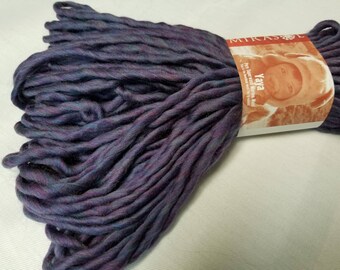 Mirasol Yaya Yarn - 100% Bulky wool