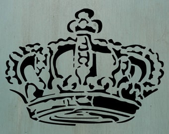Old Crown (7.4" x 10") - Vintage looking stencil