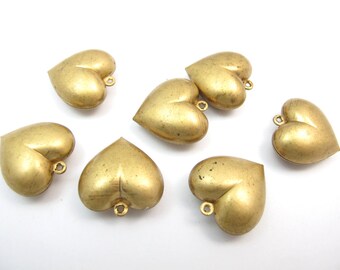 Vintage Brass Puffy Heart Engraving Pendants (4x) (V283)