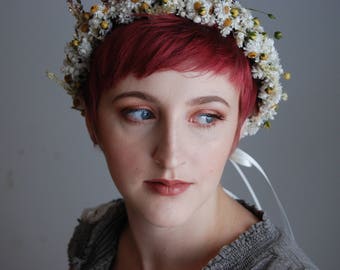 Daisiy Bridal Flower Crown of Daisies and Dried Flowers for Brides, Bridesmaids, Flower Girls