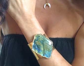Labradorite Cuff Bracelet // Large Labradorite Bracelet // Gold Labradorite Cuff Bracelet // Slab Bracelet // Labradorite Slab Cuff