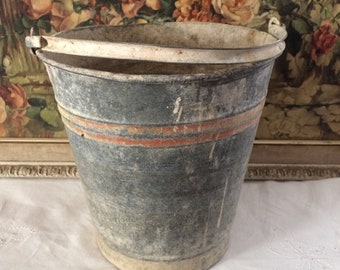 Vintage Timeworn French Farmhouse Zinc Pail/Bucket
