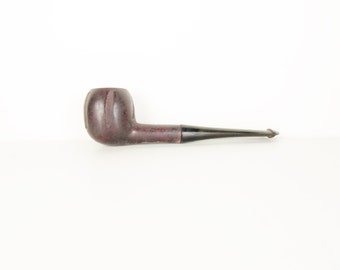 Vintage Pipe: Unsmoked Imported Briar with Engraved Design