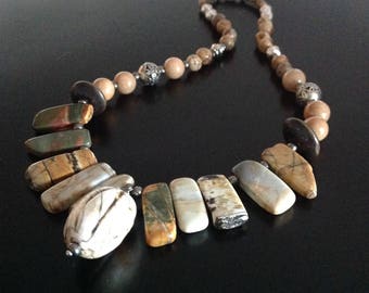 Chunky statement necklace - Chunky gemstone necklace - Neutral statement necklace - Chunky stone necklace - Statement necklace chunky