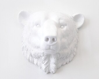Polar Bear Head Wall Mount - Faux Taxidermy - White Polar Bear Wall Mount - Arctic polar bear Faux Taxidermy PBE01