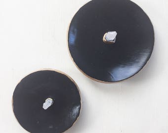 BLACK + GOLD || Black Ring Dish, Jewelry Holder, Black Bowl, Ring Holder, Trinket Dish, Trinket Bowl, Quartz Point, Polymer Clay
