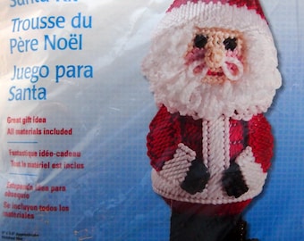 Santa Kit By Uniek Small Plastic Canvas Kit 2002
