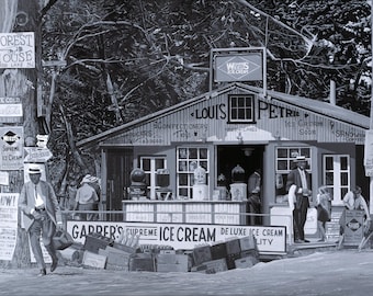 Print of Photorealism Painting - Petries Corner