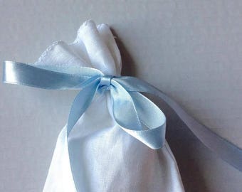 100 off-white linen gift bags blue ribbon string pouches in natural white linen set of 100 linen purses mini bags weddings events