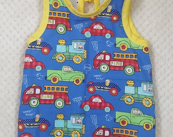 Handmade Cotton Cars and Trucks Baby Bib/Bapron //baby shower//gift//feeding smock//baby apron
