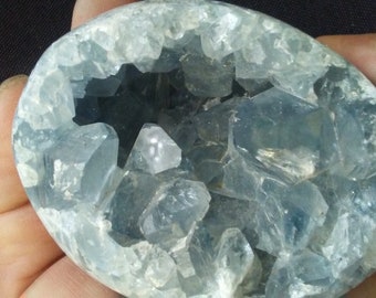 stunning celestite egg Madagascar 289g 3.2"x2.1"x1.6"