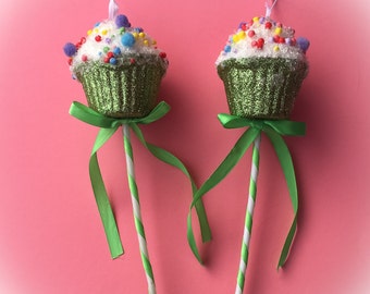 Cupcake photo prop | Etsy