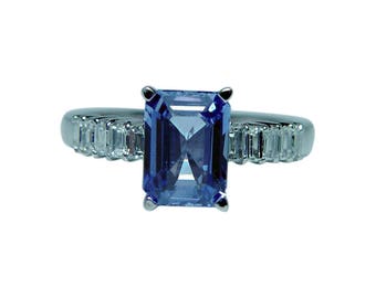 Vintage 14K White Gold 1.7ct Cornflower Sapphire Baguette Diamond Ring