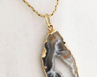 Necklace - Gold Foil Geode Natural Stone pendant necklace