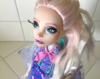 Monster high repaint: rainbow ombre girl