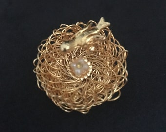 Gold Bird Nest Vintage Costume Brooch