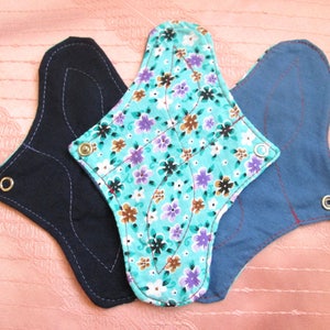 Set of 3 DAILY Panty-liners~ washable panty liners~ cotton reusable pads~ for daily use/ light flow period days/ tampon backup~ natural eco!