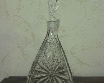 Vintage glass decanter / Glass decanter 26 cm x 11 cm