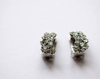 Vintage Clip On Earrings, 1950's Earrings, Clear Rhinestone