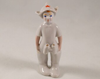 Russian figurine Boy with binoculars Russian porcelain Soviet budyonovitch