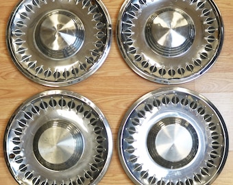 Vintage hubcaps | Etsy