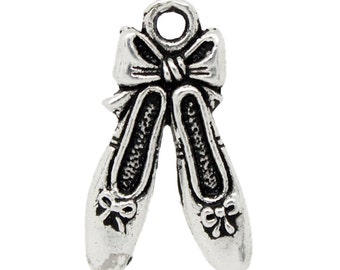 5 Pieces Antique Silver Ballet Shoes Charms