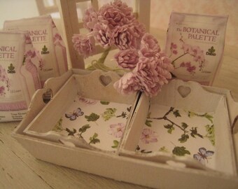DOLLHOUSE FLORAL TRAYS