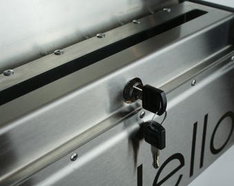 Locking option for LOUIS S,B and W #147LS