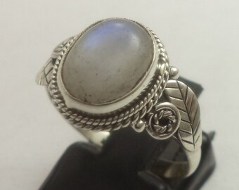 925 sterling silver ring, moonstone ring, rainbow moonstone ring, sterling silver ring, moonstone silver ring