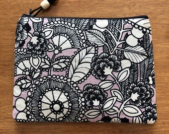 Alexander Henry A ghastly gardenia in misty pink collection zippered pouch