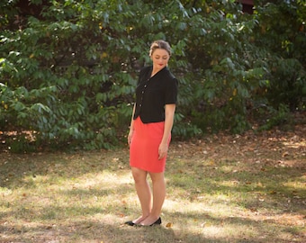 1990s Pencil Skirt // Vintage Coral Skirt // Pocket Skirt