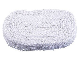 1 m of white lace cotton lace