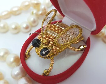 Gold bee brooch Bumble bee brooch Bee pin - embroidered brooch Bee brooch, bumblebee pin, Honey bee brooch, brooch insect bumblebee brooch