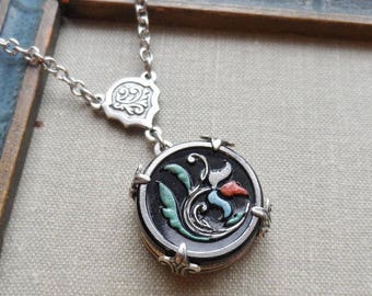 Tulip, Vintage Glass Button Necklace