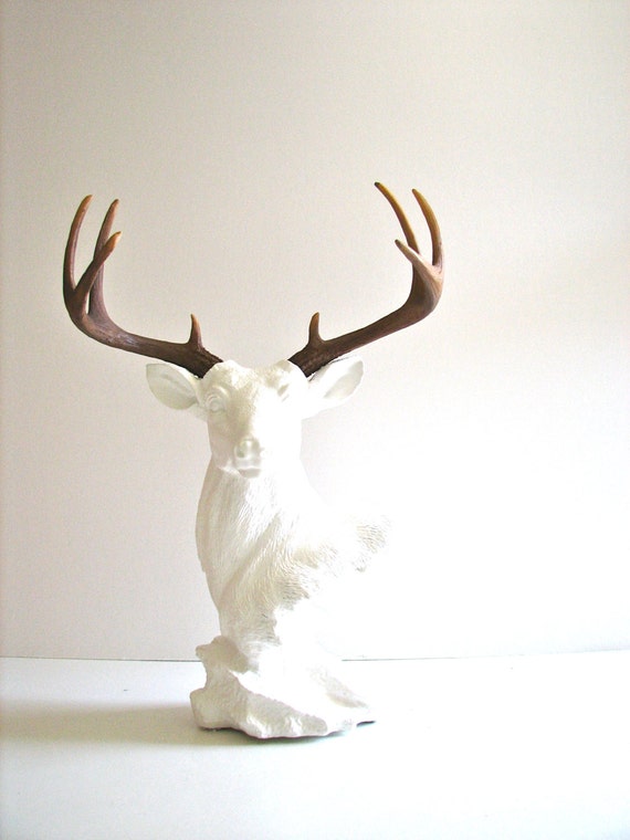 Stag Animal Bust Statue in white with naturallooking antlers