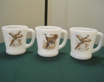 Vintage set of Three Fire King Bird Mugs 1950-60