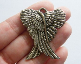 1 Pair of angel wings pendant antique silver tone BOX5