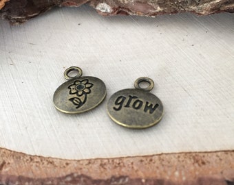 Bloom & grow engraved pendants / 2