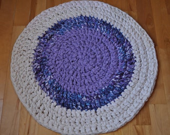 Jellyfish colors, purple and cream, crochet round rag rug, beach cottage decor, farmhouse, cottage, rustic, casual, lavender, childs room